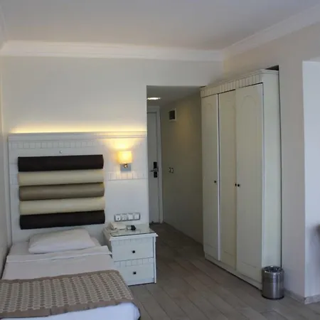 Hotel Iq 4*
